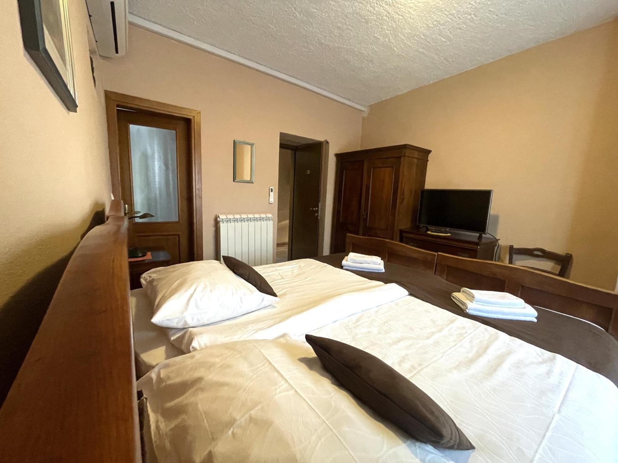 Vila Hisa Stekar Kojsko Pokoj fotografie